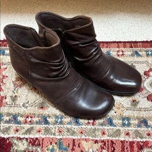 Elegant Dark Brown Ankle Booties